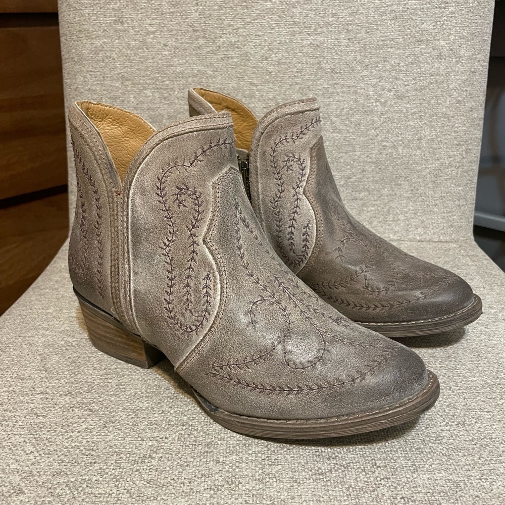 6.5 Sterling River Boots